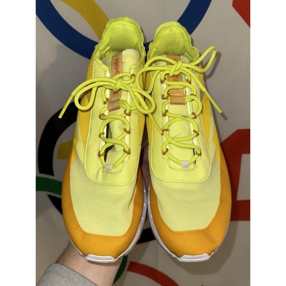 Reebok Legacy 83 Athletic Shoes Sneakers Womens 11 Yellow - Picture 2 of 7